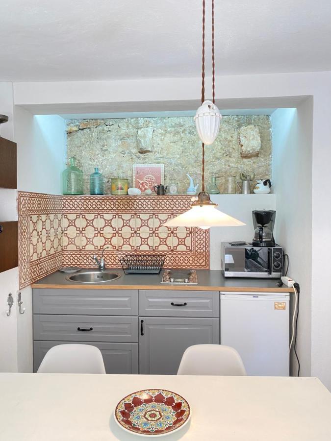 Charming Stone House In Jelsa Ferienhaus